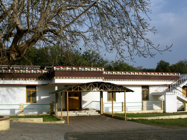 Monks kitchen and dining hall at Mindrolling Monastery.