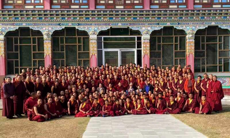HE Minling Khenchen, Minling Sangyum Kushok, HE Jetsun Khandro Rinpoche, Jetsun Kushok, Dungse Jigdral, Jetsun Gautami, Kunda Britton, tulkus, khenpos and monks of Mindrolling