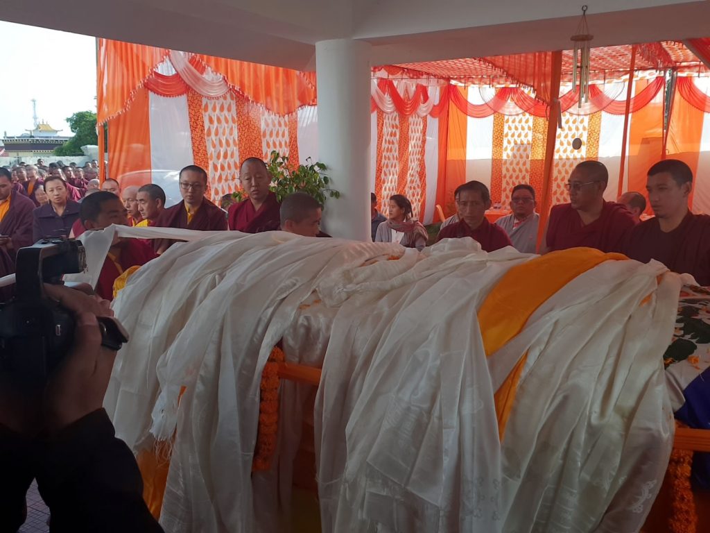 The Arrival of the Kuphung of Lodi Gyari Rinpoche