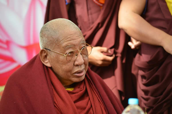 Kyabje Taklung Tsetrul Rinpoche during the Silver Jubilee at Ngagnyur Nyingma College