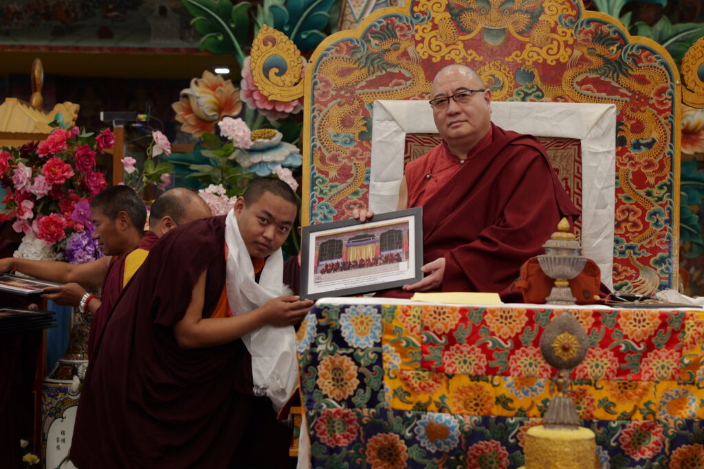 Kama_PlaquePhotos_PSAT4942