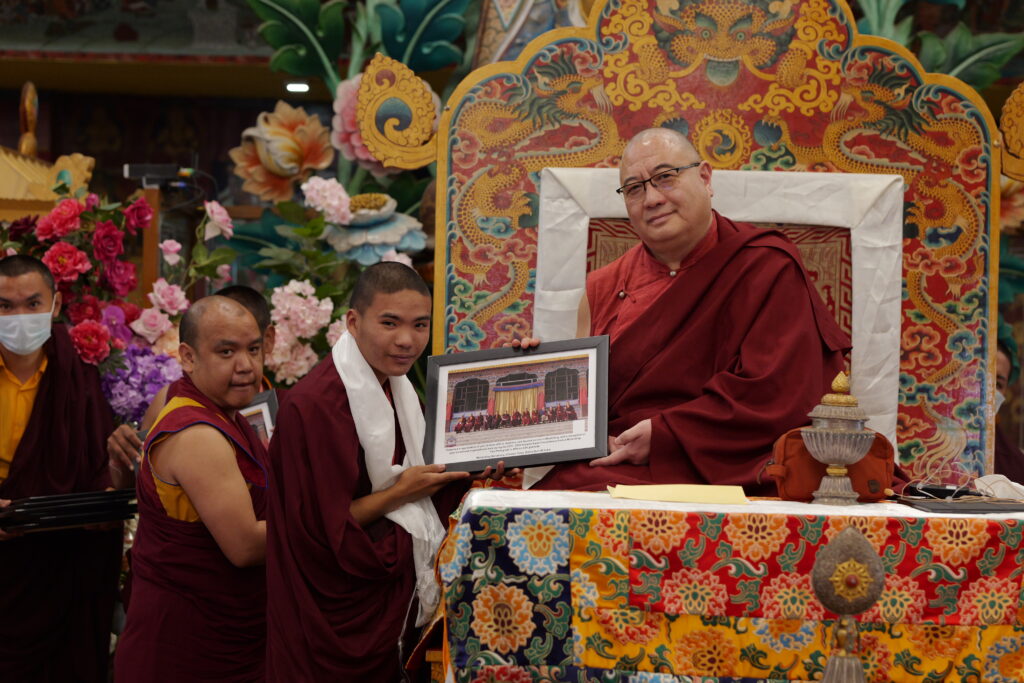 Kama_PlaquePhotos_PSAT4965