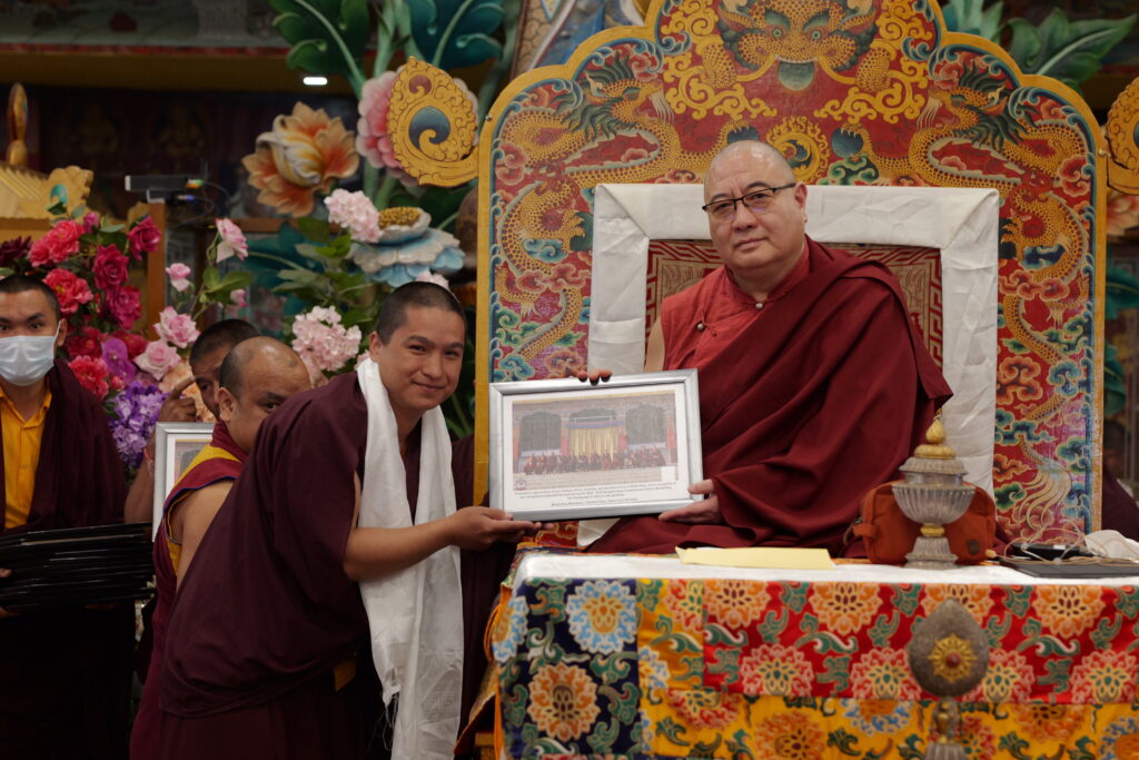 Kama_PlaquePhotos_PSAT4980