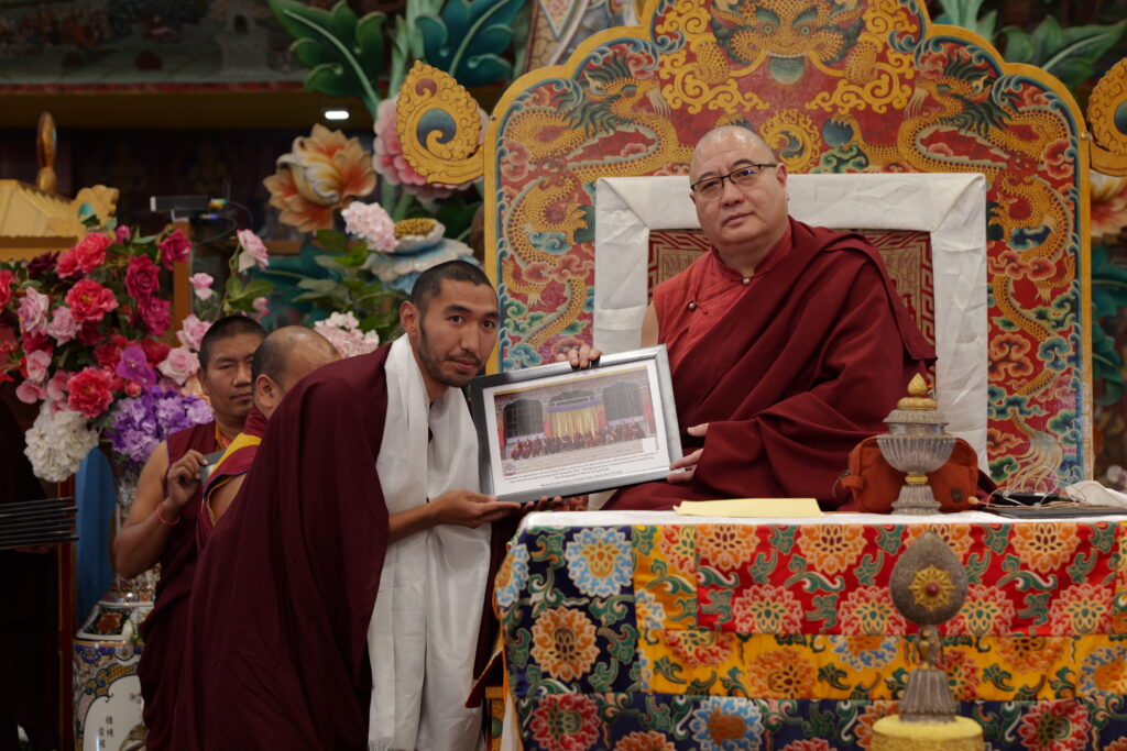 Kama_PlaquePhotos_PSAT5002