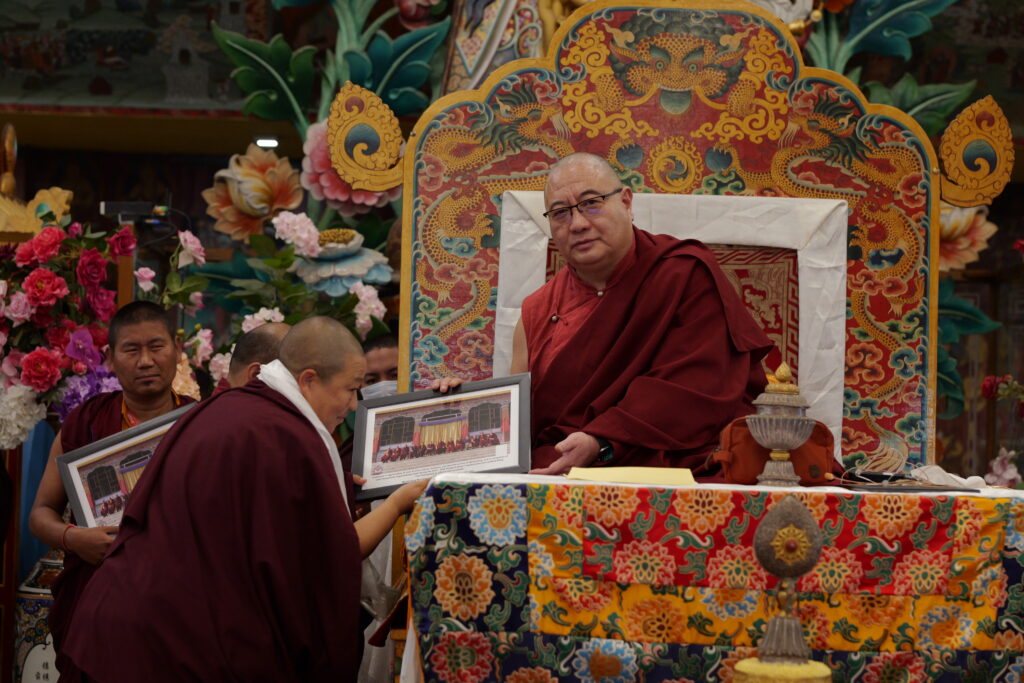 Kama_PlaquePhotos_PSAT5008