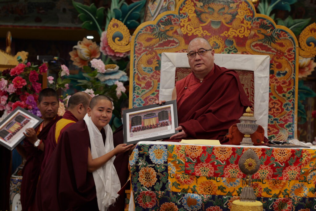 Kama_PlaquePhotos_PSAT5017