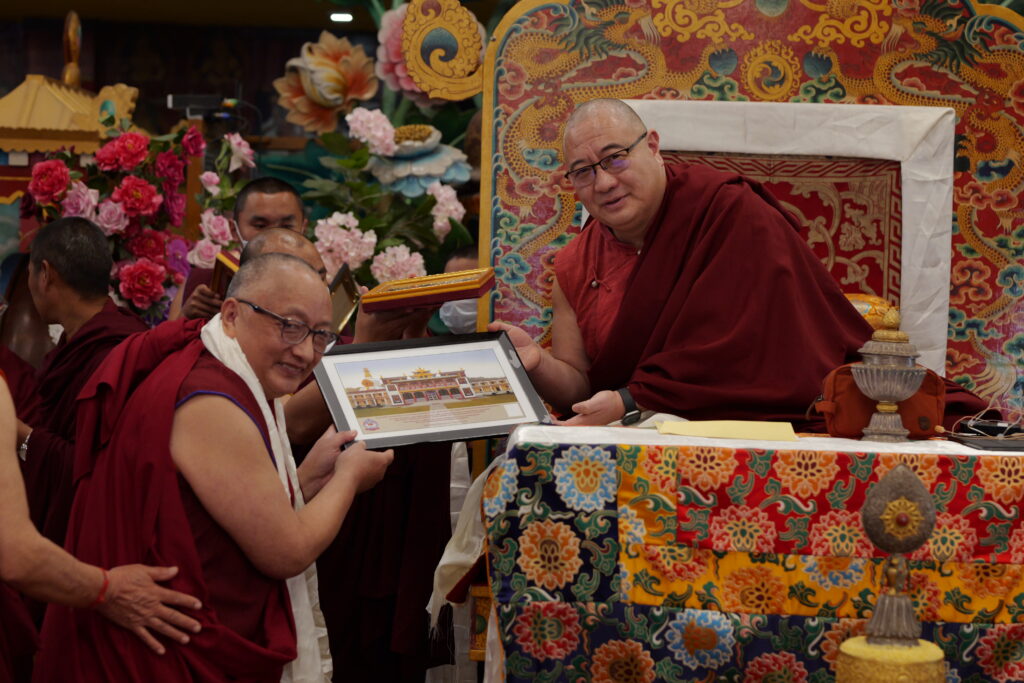 Kama_PlaquePhotos_PSAT5067