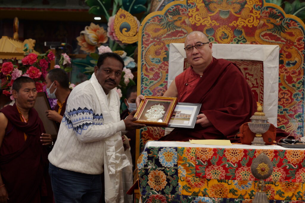 Kama_PlaquePhotos_PSAT5071