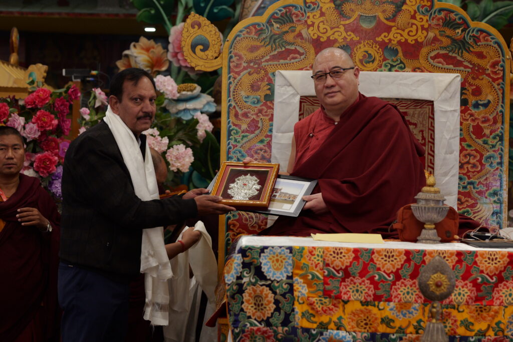 Kama_PlaquePhotos_PSAT5075