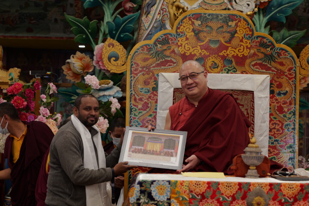 Kama_PlaquePhotos_PSAT5093