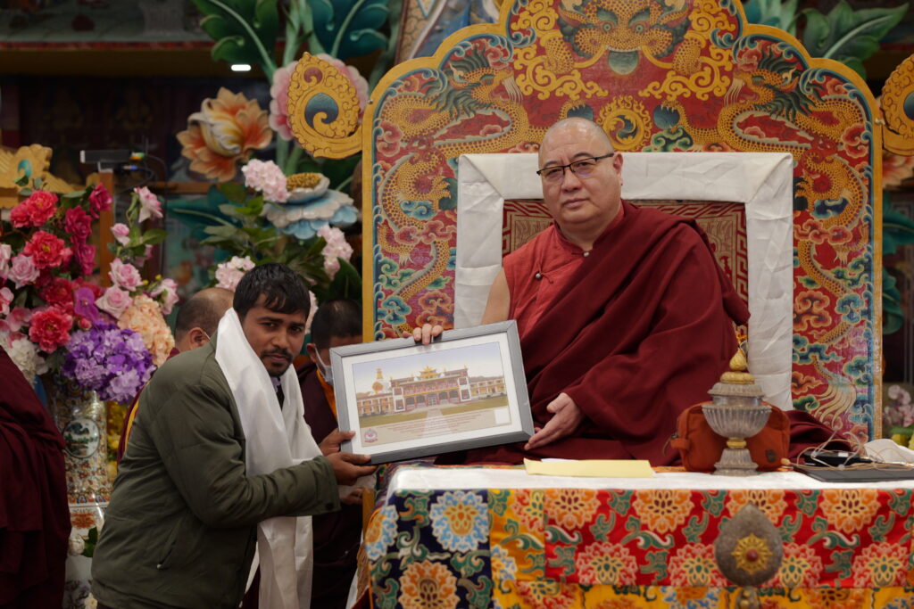 Kama_PlaquePhotos_PSAT5104