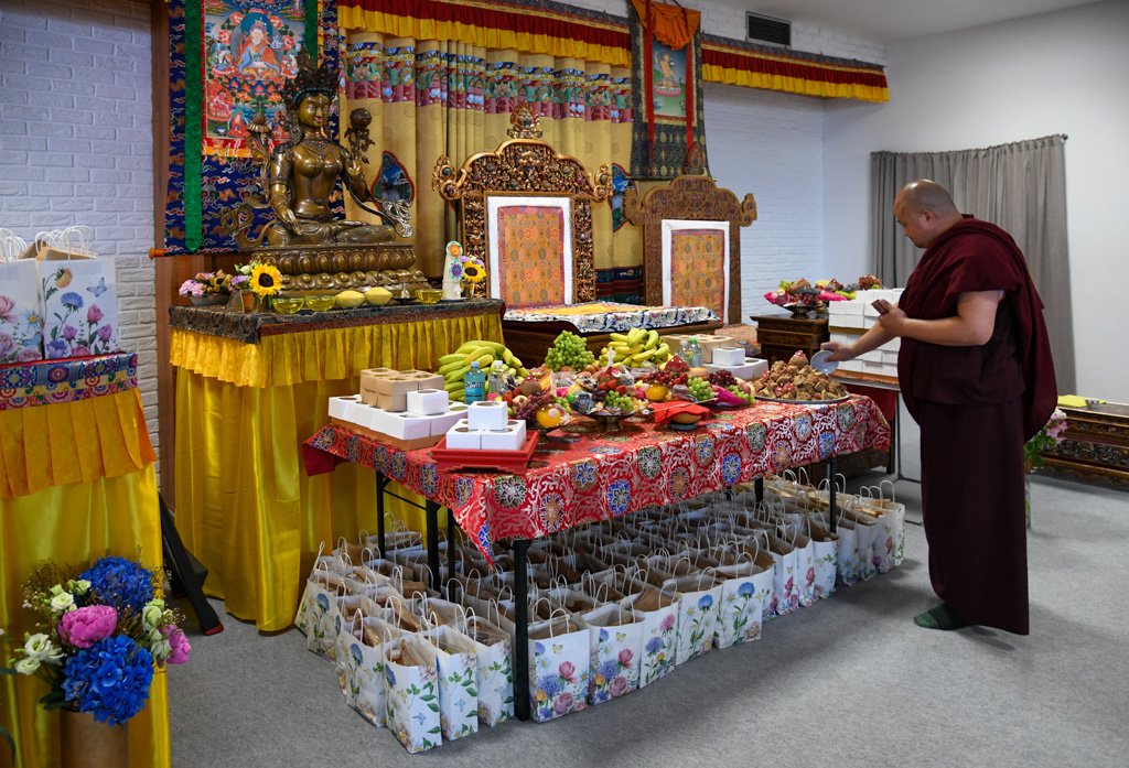 03_VA26_Dakini Day Tshog and lung (7)